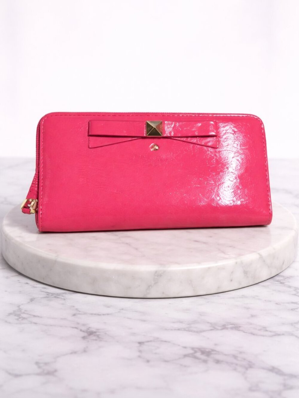 Kate Spade Beacon Court Lacey Pink Patent Leather Bow Zip Wallet Coquette Chic